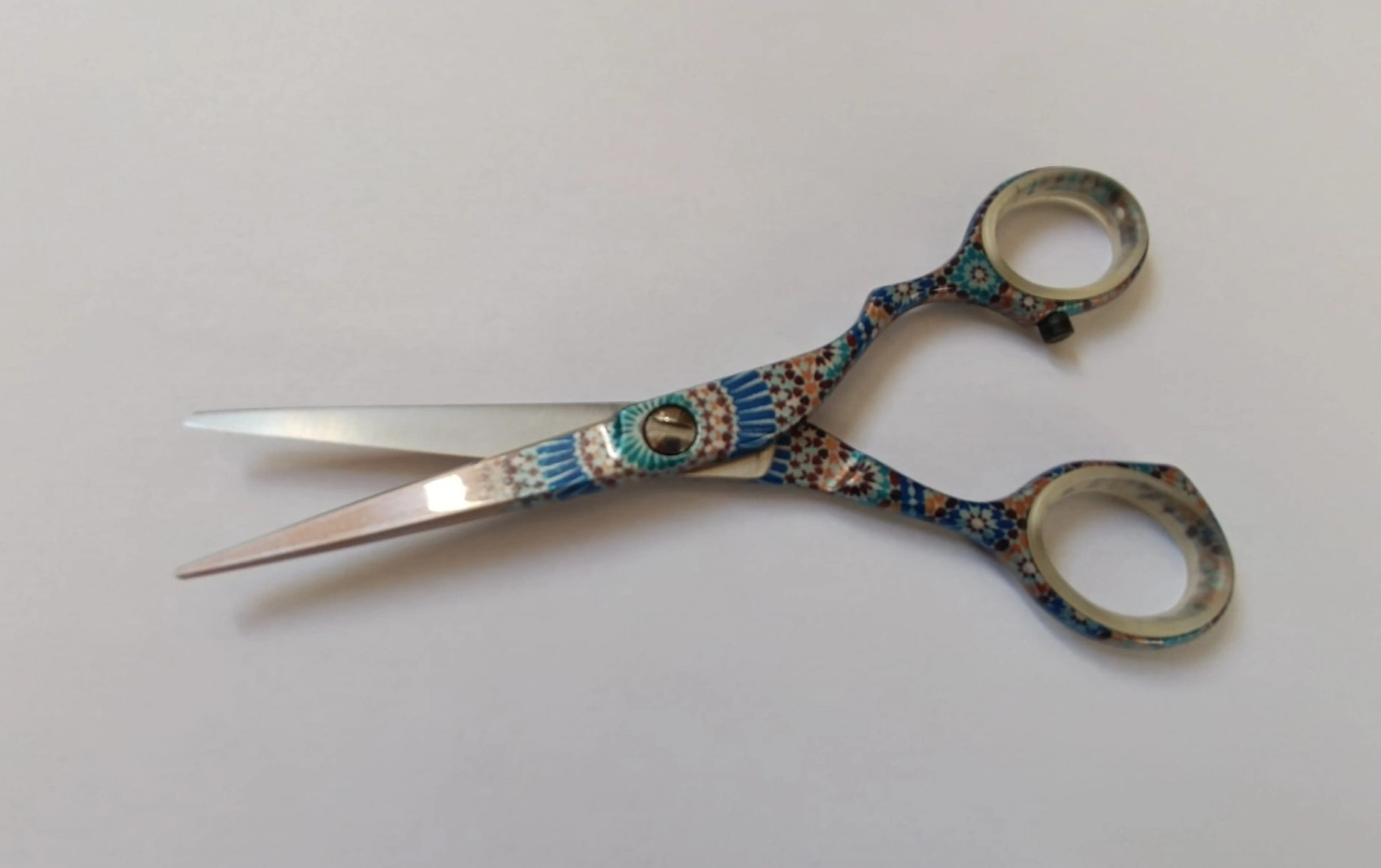 Coiffure à domicile à Saint-Germain-en-Laye — coupe, brushing, couleur par Sandrine Trouinard